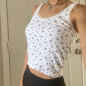 Brandy Melville Floral Crop top